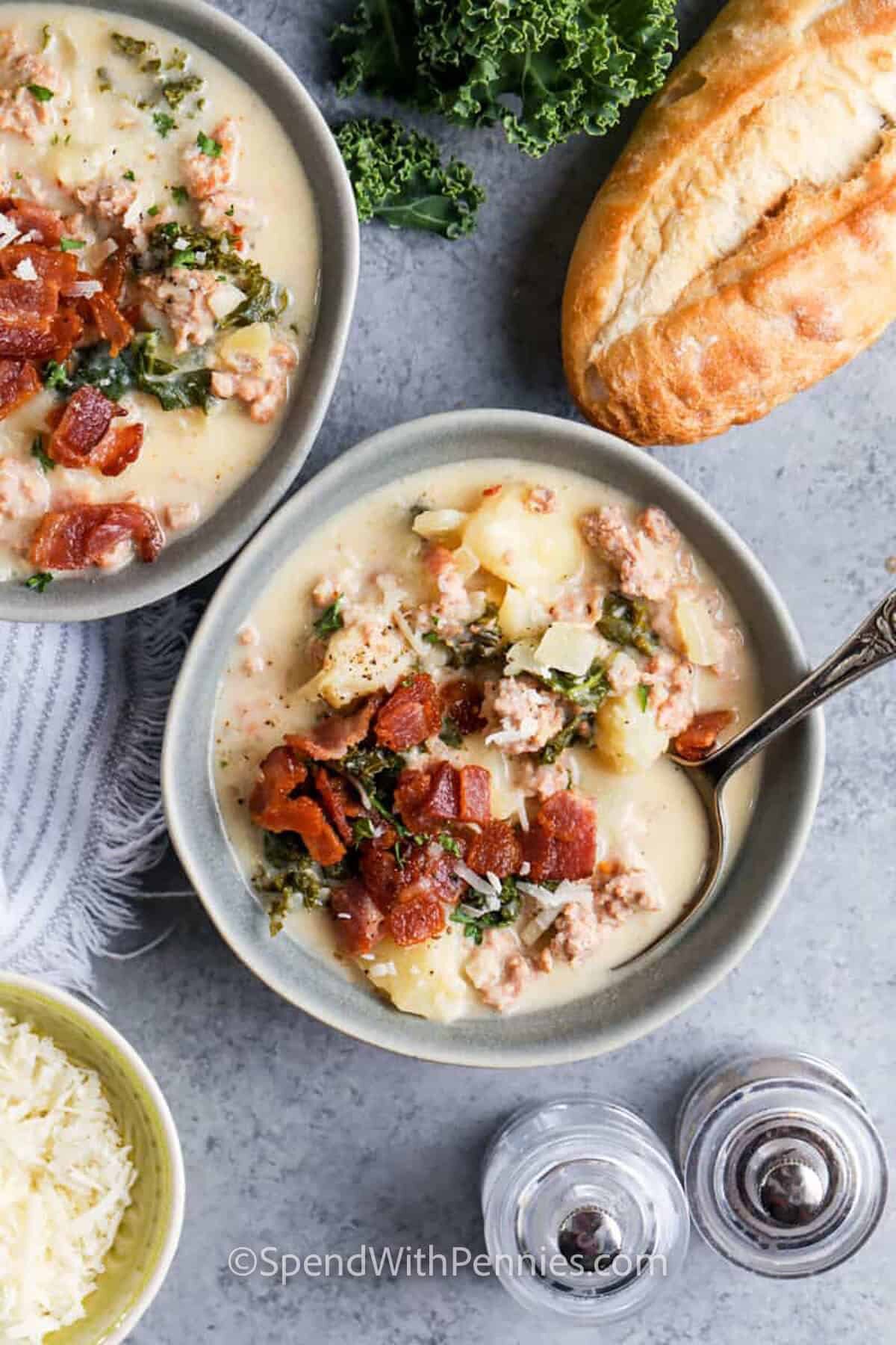 bowls of Zuppa Toscana